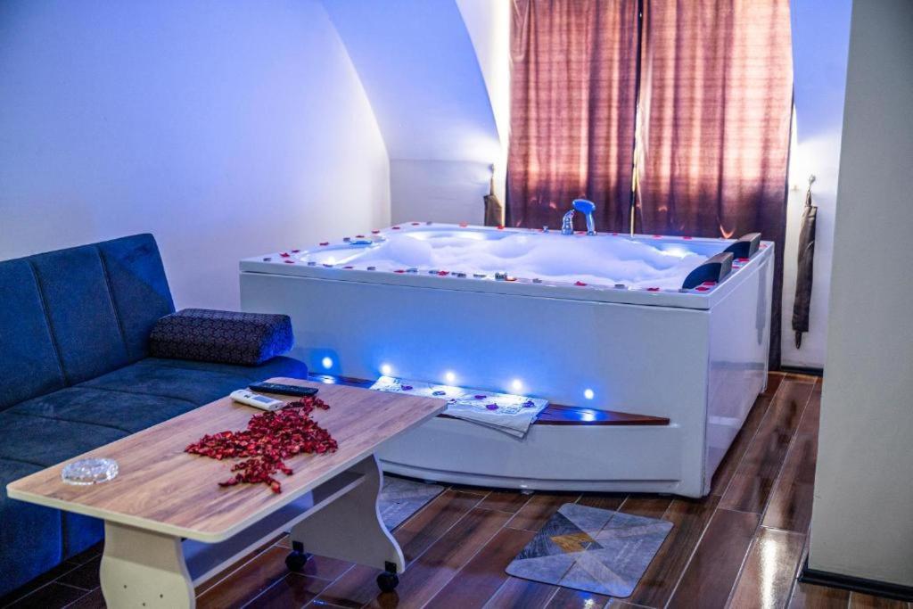 Ayya Suit Hotel Eskihisar 外观 照片